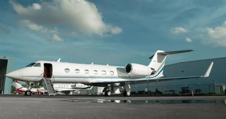 Best Desert Oasis Destinations Private Jet USA: Editorial Logistics