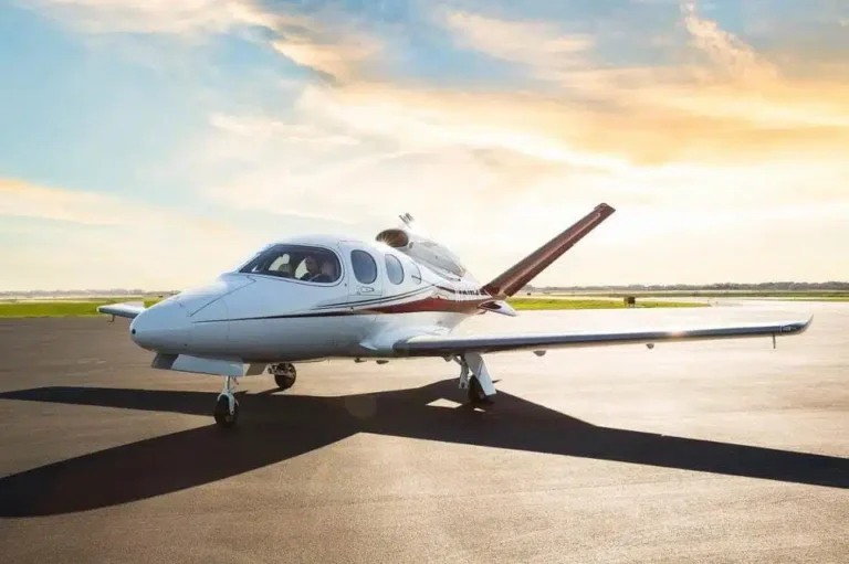 Best Private Jet for Small Groups: A Strategic 2026 Comparison