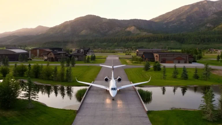 Luxury Mountain Private Jet Retreats USA: A Strategic 2026 Guide